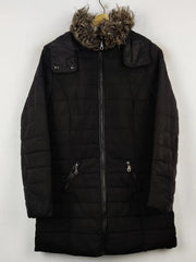 Buy online pre-used pre-loved 100% authentic & Original branded F&F (JKT-680) available in Pakistan. Top international brands avilable.