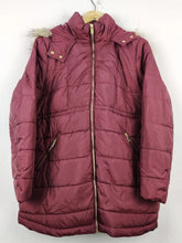 Buy online pre-used pre-loved 100% authentic & Original branded H&M (JKT-684) available in Pakistan. Top international brands avilable.