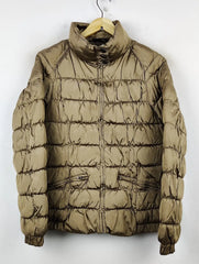 Buy online pre-used pre-loved 100% authentic & Original branded Gina (JKT-695) available in Pakistan. Top international brands avilable.