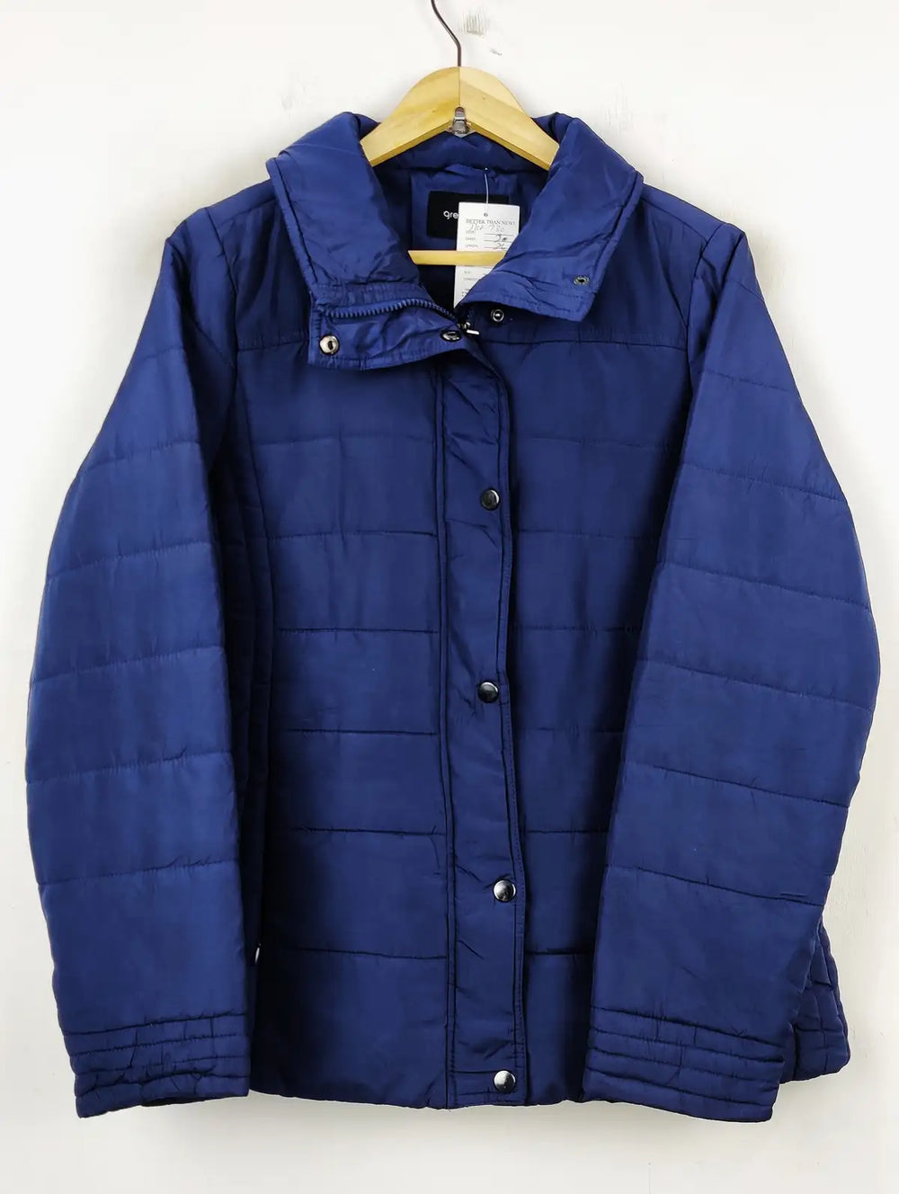 Buy online pre-used pre-loved 100% authentic & Original branded Greenpoint (JKT-730) available in Pakistan. Top international brands avilable.