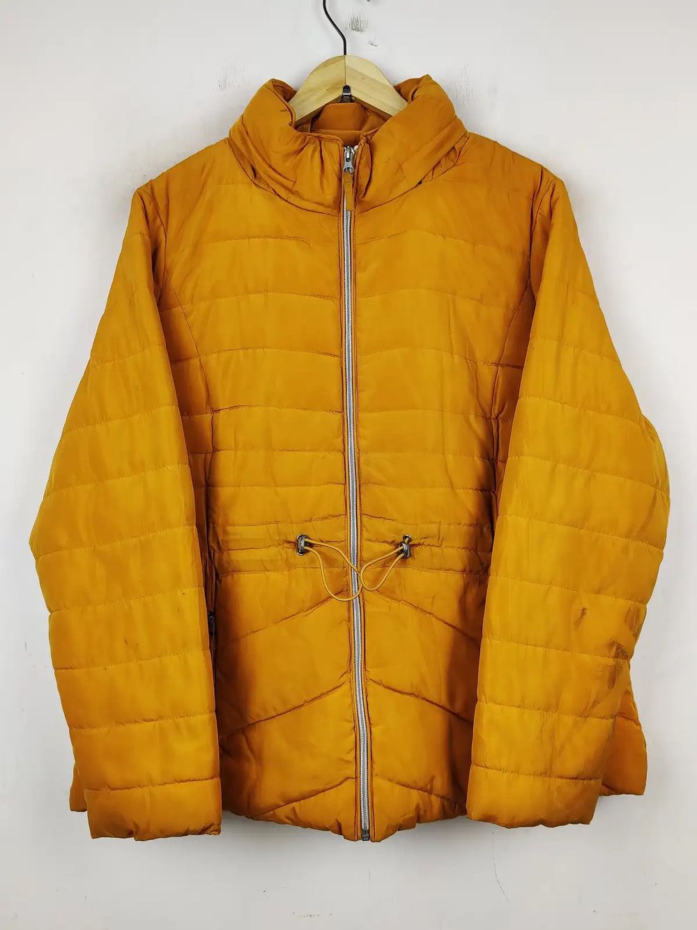 Buy online pre-used pre-loved 100% authentic & Original branded Principles (JKT-731) available in Pakistan. Top international brands avilable.