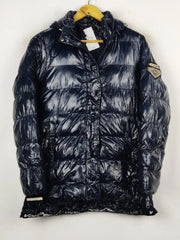 Buy online pre-used pre-loved 100% authentic & Original branded Ature (JKT-772) available in Pakistan. Top international brands avilable.