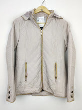 Buy online pre-used pre-loved 100% authentic & Original branded Rue Paris (JKT-794) available in Pakistan. Top international brands avilable.