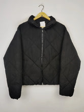 Buy online pre-used pre-loved 100% authentic & Original branded Primark (JKT-797) available in Pakistan. Top international brands avilable.