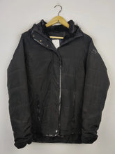 Buy online pre-used pre-loved 100% authentic & Original branded Regatta (JKT-847) available in Pakistan. Top international brands avilable.