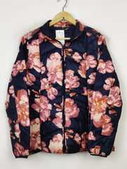 Buy online pre-used pre-loved 100% authentic & Original branded George (JKT-864) available in Pakistan. Top international brands avilable.