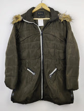 Buy online pre-used pre-loved 100% authentic & Original branded Xsy (JKT-893) available in Pakistan. Top international brands avilable.