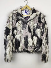 Buy online pre-used pre-loved 100% authentic & Original branded Debenhams (JKT-896) available in Pakistan. Top international brands avilable.