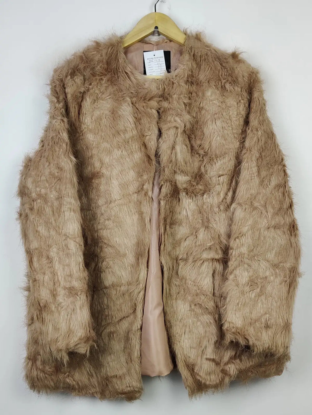 Buy online pre-used pre-loved 100% authentic & Original branded Papaya (JKT-915) available in Pakistan. Top international brands avilable.