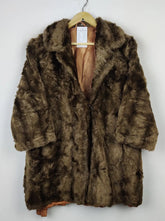 Buy online pre-used pre-loved 100% authentic & Original branded Tissavel (JKT-918) available in Pakistan. Top international brands avilable.