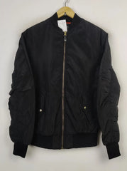 Buy online pre-used pre-loved 100% authentic & Original branded Bershka (JKT-942) available in Pakistan. Top international brands avilable.