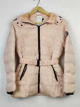 Buy online pre-used pre-loved 100% authentic & Original branded Boohoo (JKT-943) available in Pakistan. Top international brands avilable.