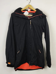 Buy online pre-used pre-loved 100% authentic & Original branded Superdry (JKT-957) available in Pakistan. Top international brands avilable.