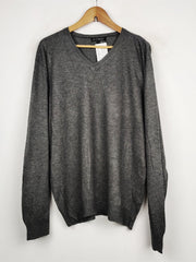 Buy online pre-used pre-loved 100% authentic & Original branded Avenue (JS-2281) available in Pakistan. Top international brands avilable.