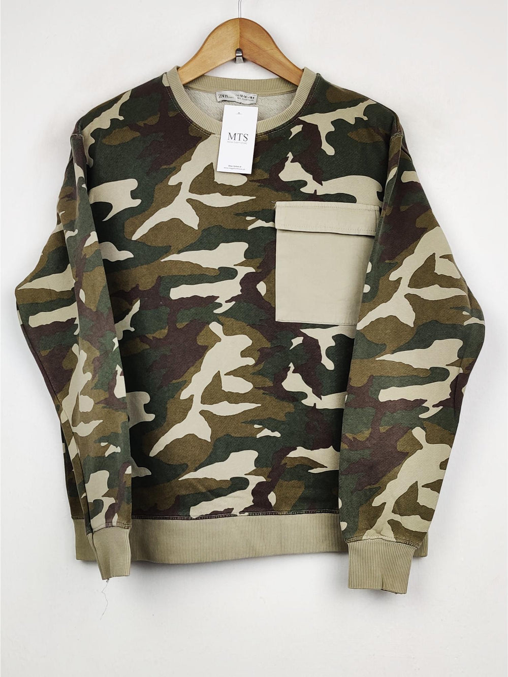 Buy online pre-used pre-loved 100% authentic & Original branded Zara (JS-2341) available in Pakistan. Top international brands avilable.