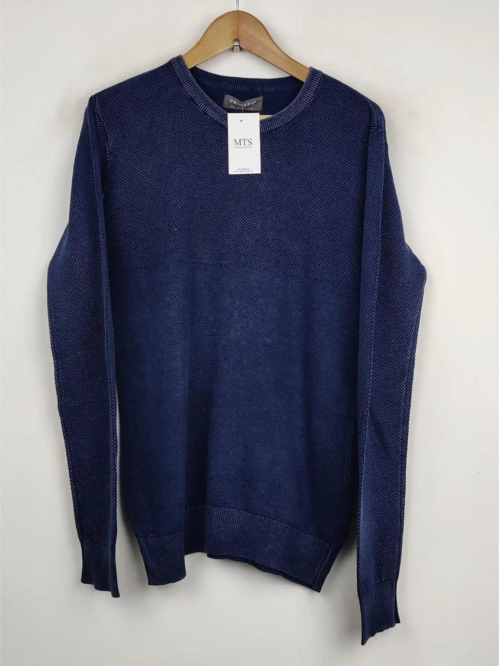 Buy online pre-used pre-loved 100% authentic & Original branded Primark (JS-2784) available in Pakistan. Top international brands avilable.