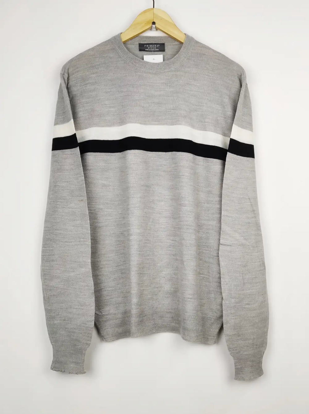 Buy online pre-used pre-loved 100% authentic & Original branded Primark (JS-4649) available in Pakistan. Top international brands avilable.