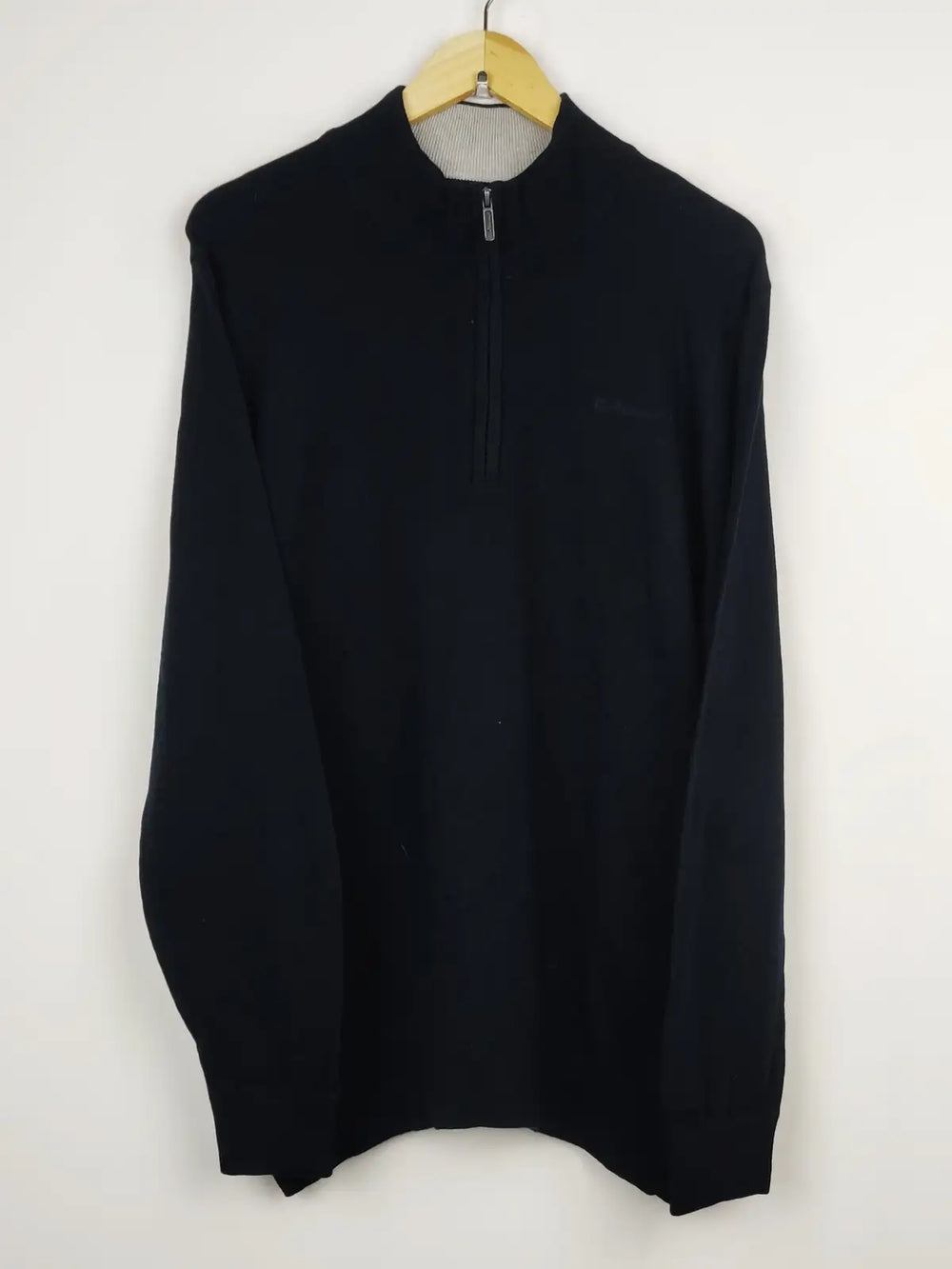 Buy online pre-used pre-loved 100% authentic & Original branded Ben Sherman (JS-4690) available in Pakistan. Top international brands avilable.