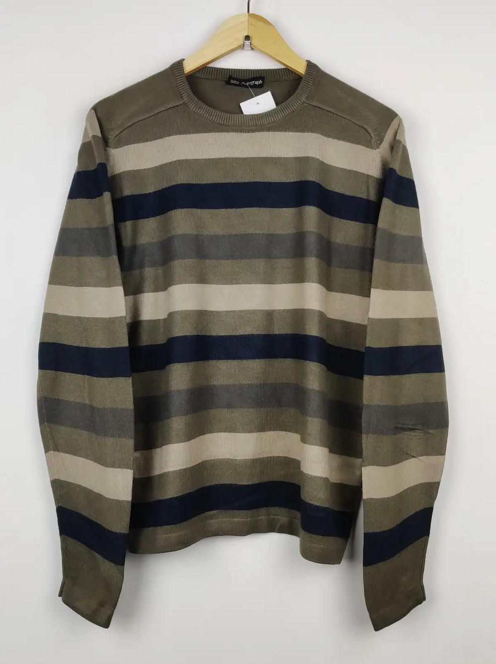 Buy online pre-used pre-loved 100% authentic & Original branded Marks & Spencer (JS-4711) available in Pakistan. Top international brands avilable.