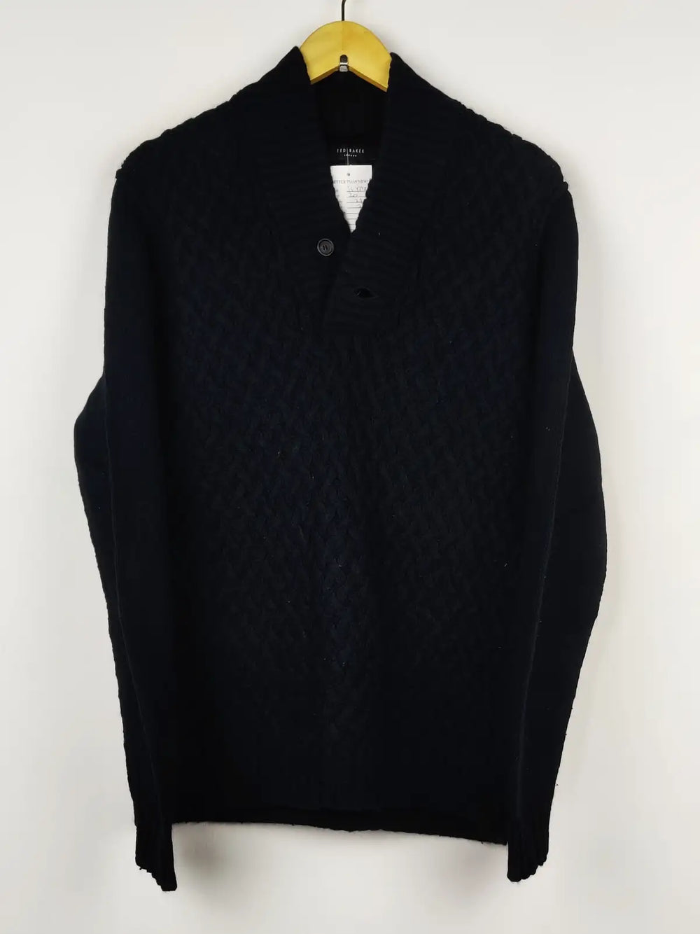 Buy online pre-used pre-loved 100% authentic & Original branded Ted Baker (JS-4798) available in Pakistan. Top international brands avilable.