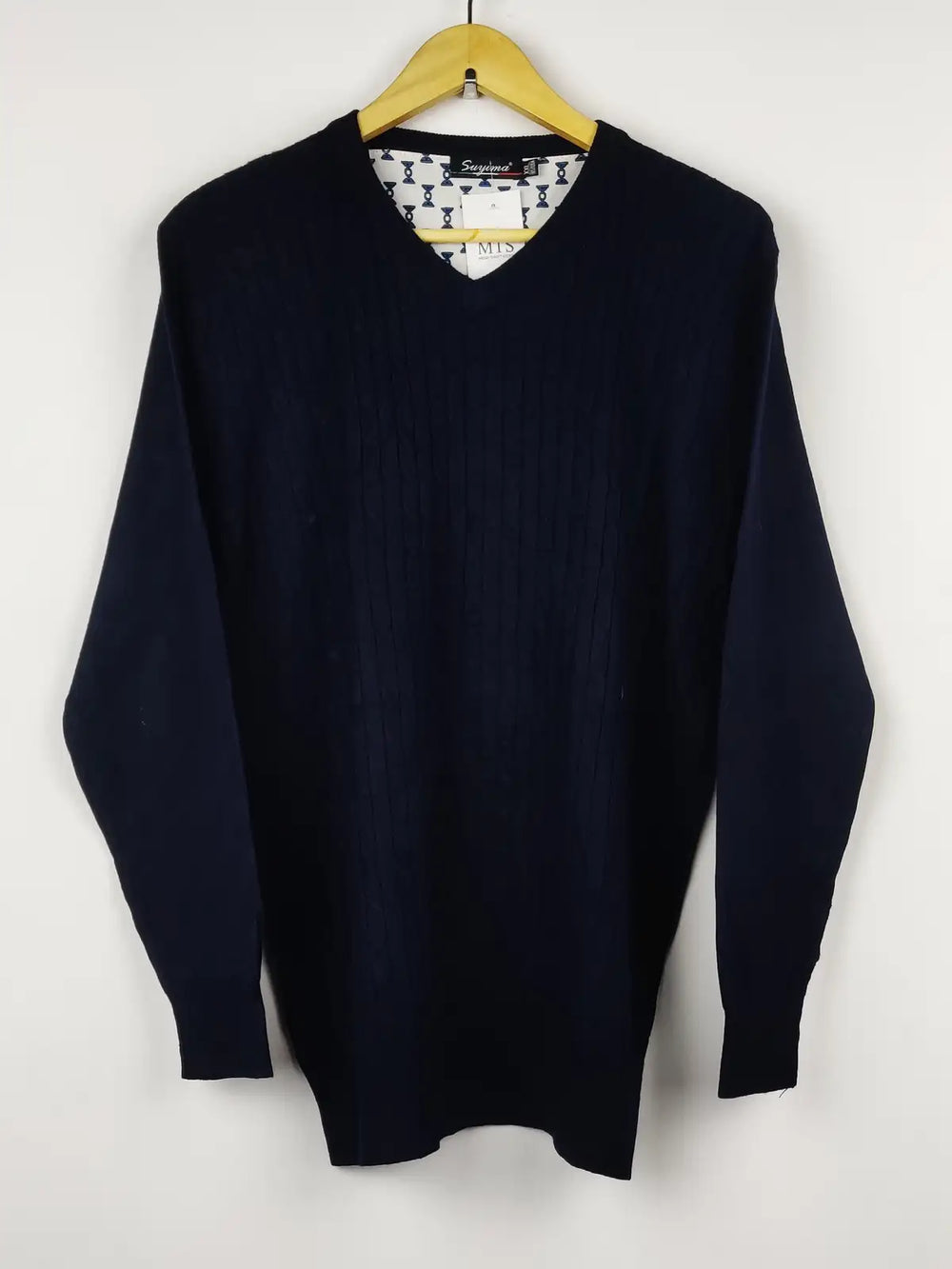 Buy online pre-used pre-loved 100% authentic & Original branded Suyima (JS-4822) available in Pakistan. Top international brands avilable.