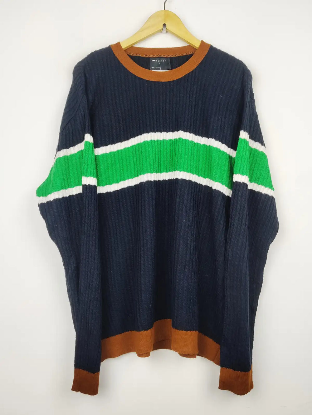 Buy online pre-used pre-loved 100% authentic & Original branded Asos (JS-4904) available in Pakistan. Top international brands avilable.