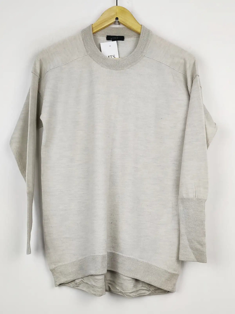 Buy online pre-used pre-loved 100% authentic & Original branded J.Crew (JS-5459) available in Pakistan. Top international brands avilable.