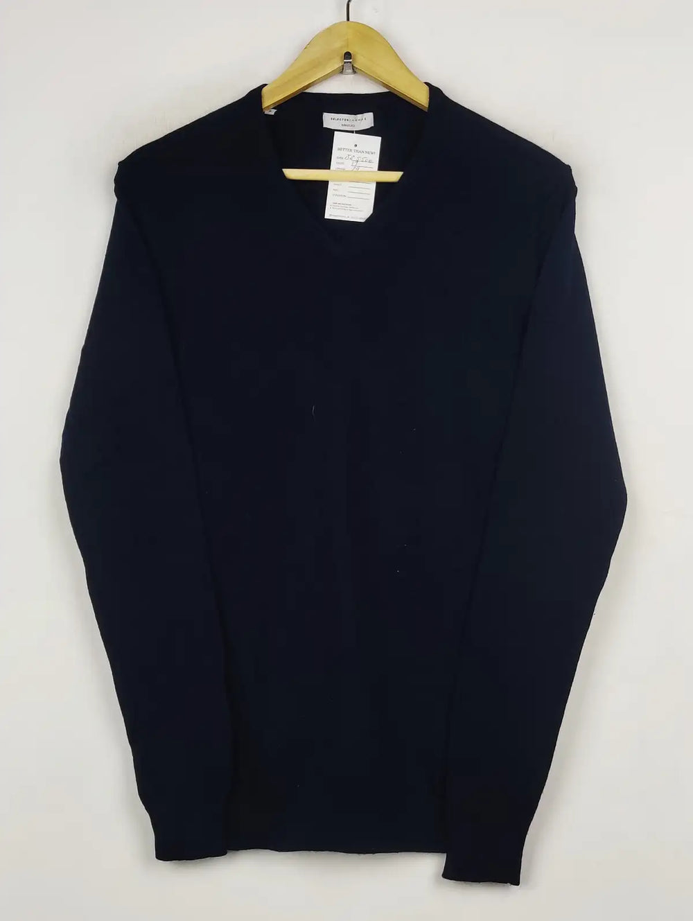 Buy online pre-used pre-loved 100% authentic & Original branded Selected (JS-5500) available in Pakistan. Top international brands avilable.