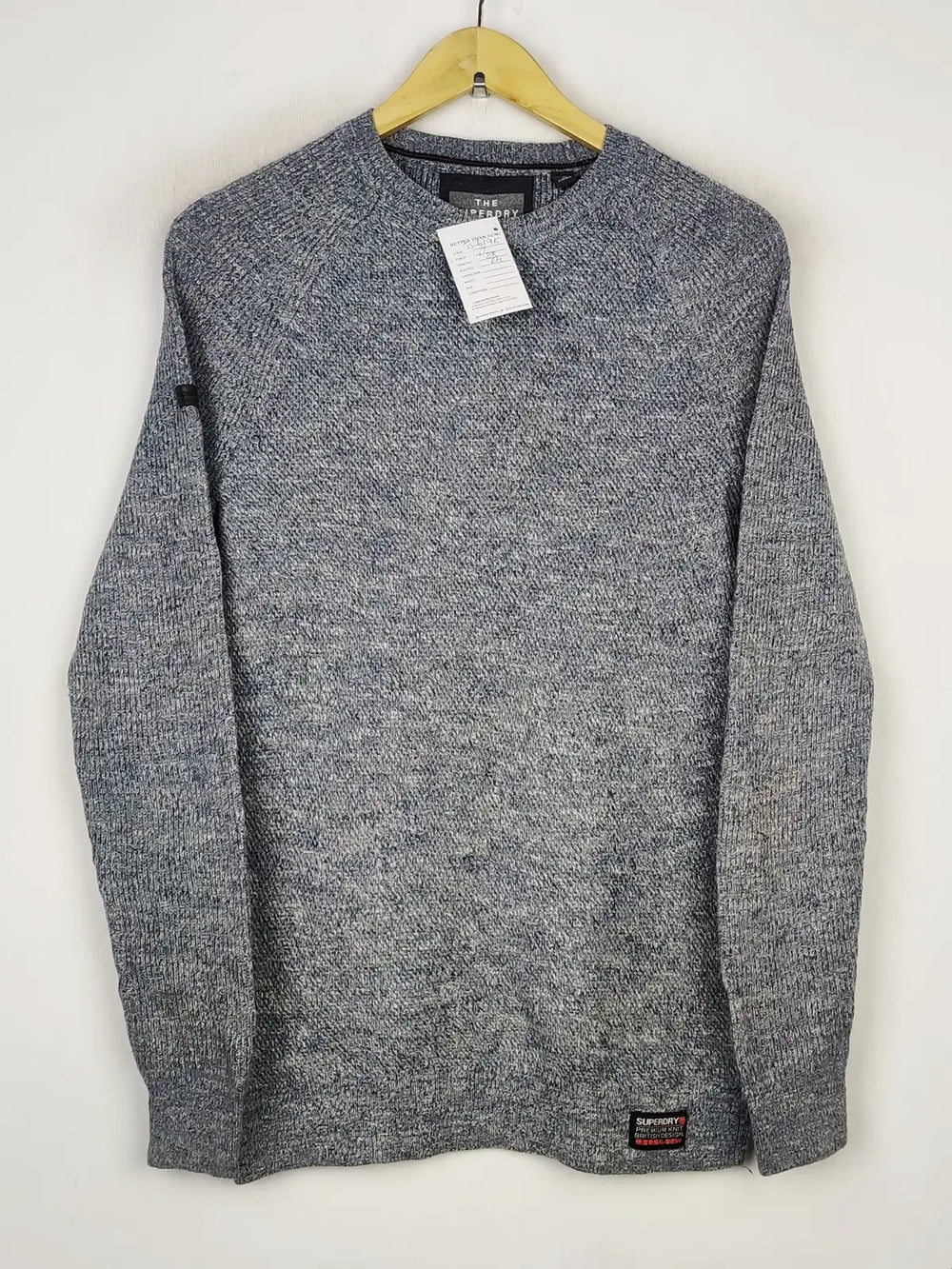 Buy online pre-used pre-loved 100% authentic & Original branded Superdry (JS-6195) available in Pakistan. Top international brands avilable.