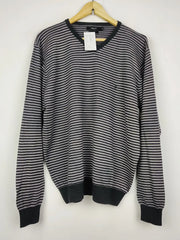 Buy online pre-used pre-loved 100% authentic & Original branded Melka (JS-6516) available in Pakistan. Top international brands avilable.