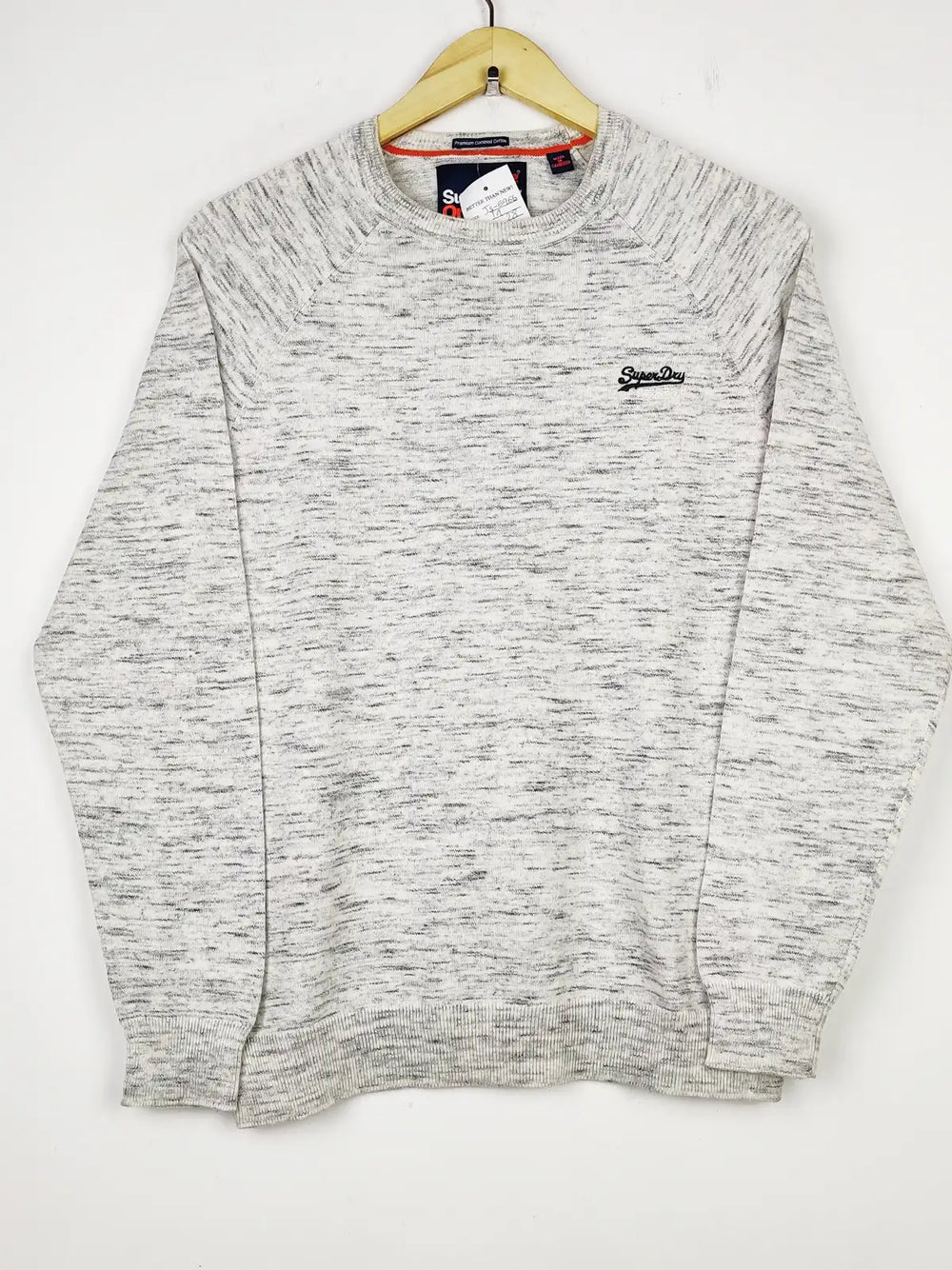 Buy online pre-used pre-loved 100% authentic & Original branded Superdry (JS-6966) available in Pakistan. Top international brands avilable.