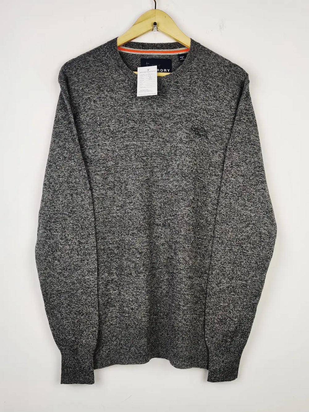 Buy online pre-used pre-loved 100% authentic & Original branded Superdry (JS-7232) available in Pakistan. Top international brands avilable.