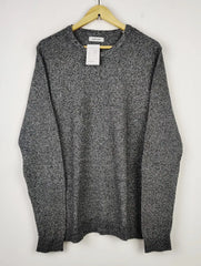 Buy online pre-used pre-loved 100% authentic & Original branded Jack & Jones (JS-7254) available in Pakistan. Top international brands avilable.