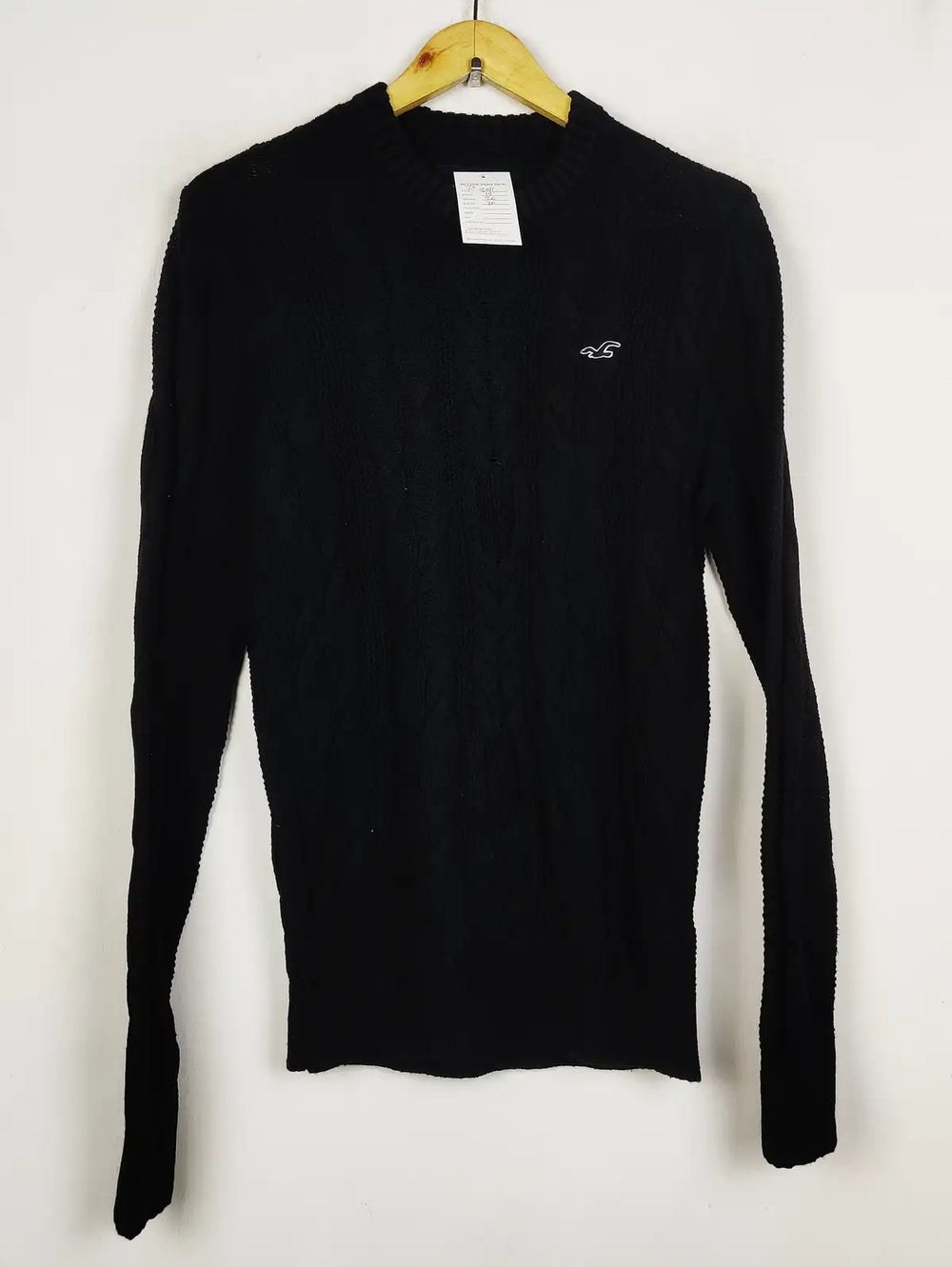 Buy online pre-used pre-loved 100% authentic & Original branded Hollister (JS-8047) available in Pakistan. Top international brands avilable.