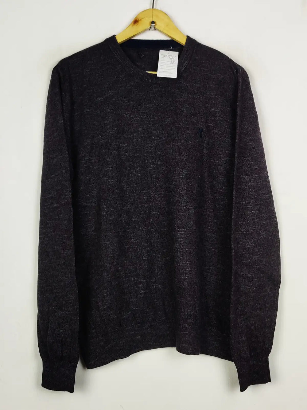 Buy online pre-used pre-loved 100% authentic & Original branded Unknown Brand (JS-8134) available in Pakistan. Top international brands avilable.