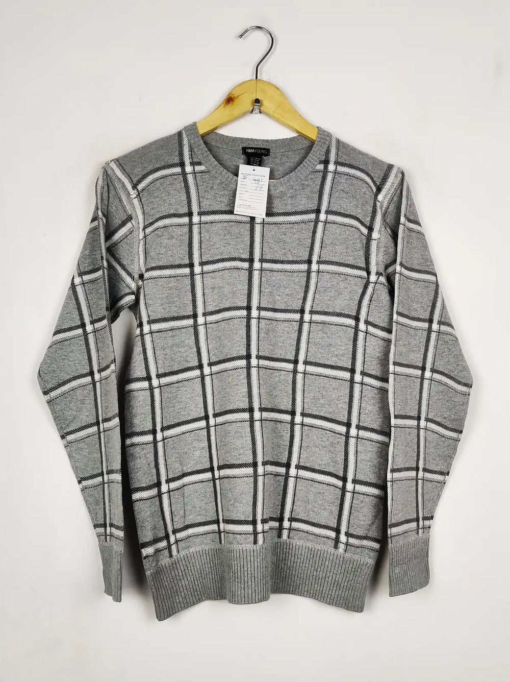 Buy online pre-used pre-loved 100% authentic & Original branded H&M (JS-8151) available in Pakistan. Top international brands avilable.