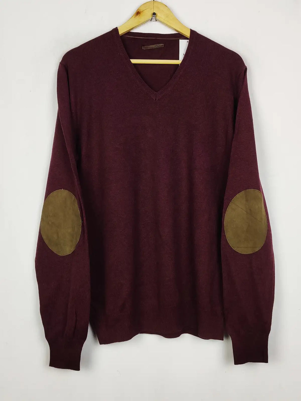 Buy online pre-used pre-loved 100% authentic & Original branded Massimo Dutti (JS-8192) available in Pakistan. Top international brands avilable.
