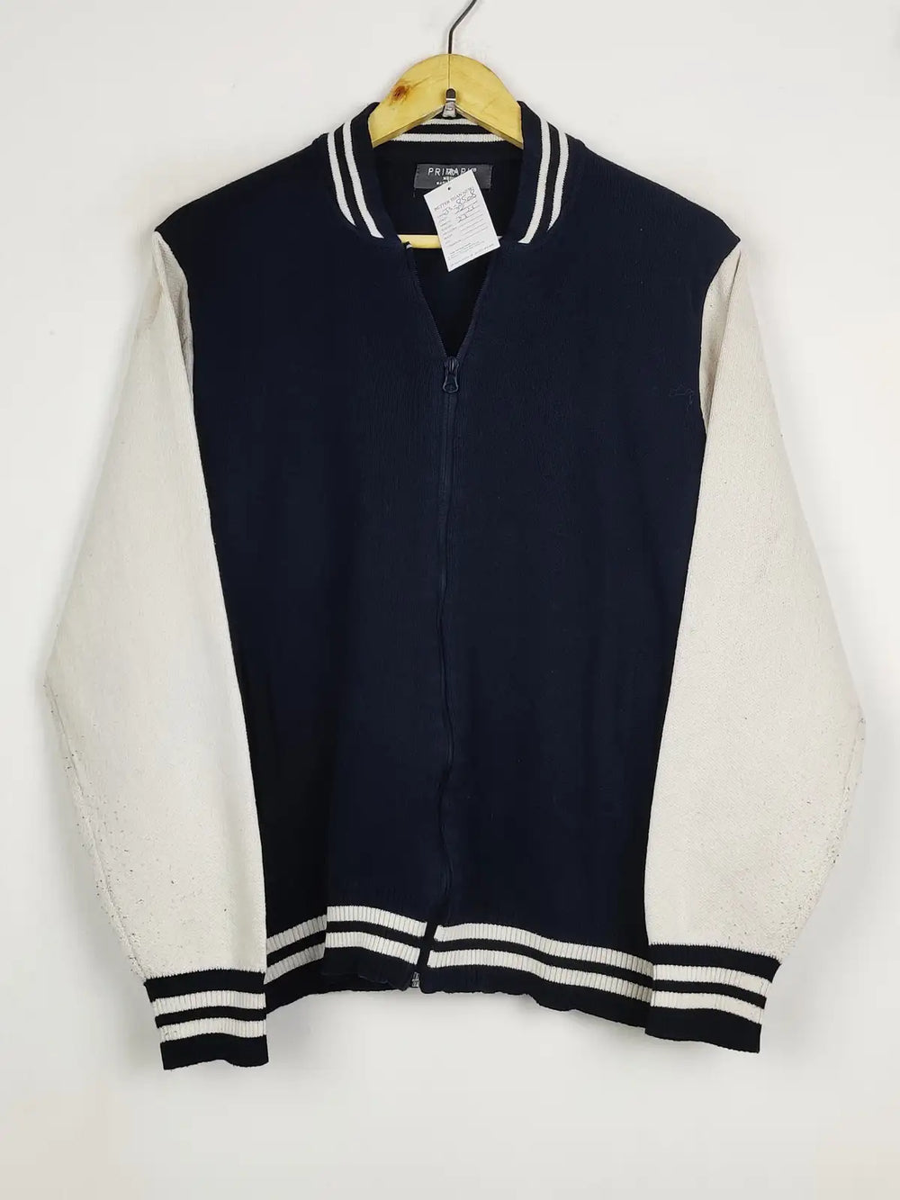 Buy online pre-used pre-loved 100% authentic & Original branded Primark (JS-8508) available in Pakistan. Top international brands avilable.