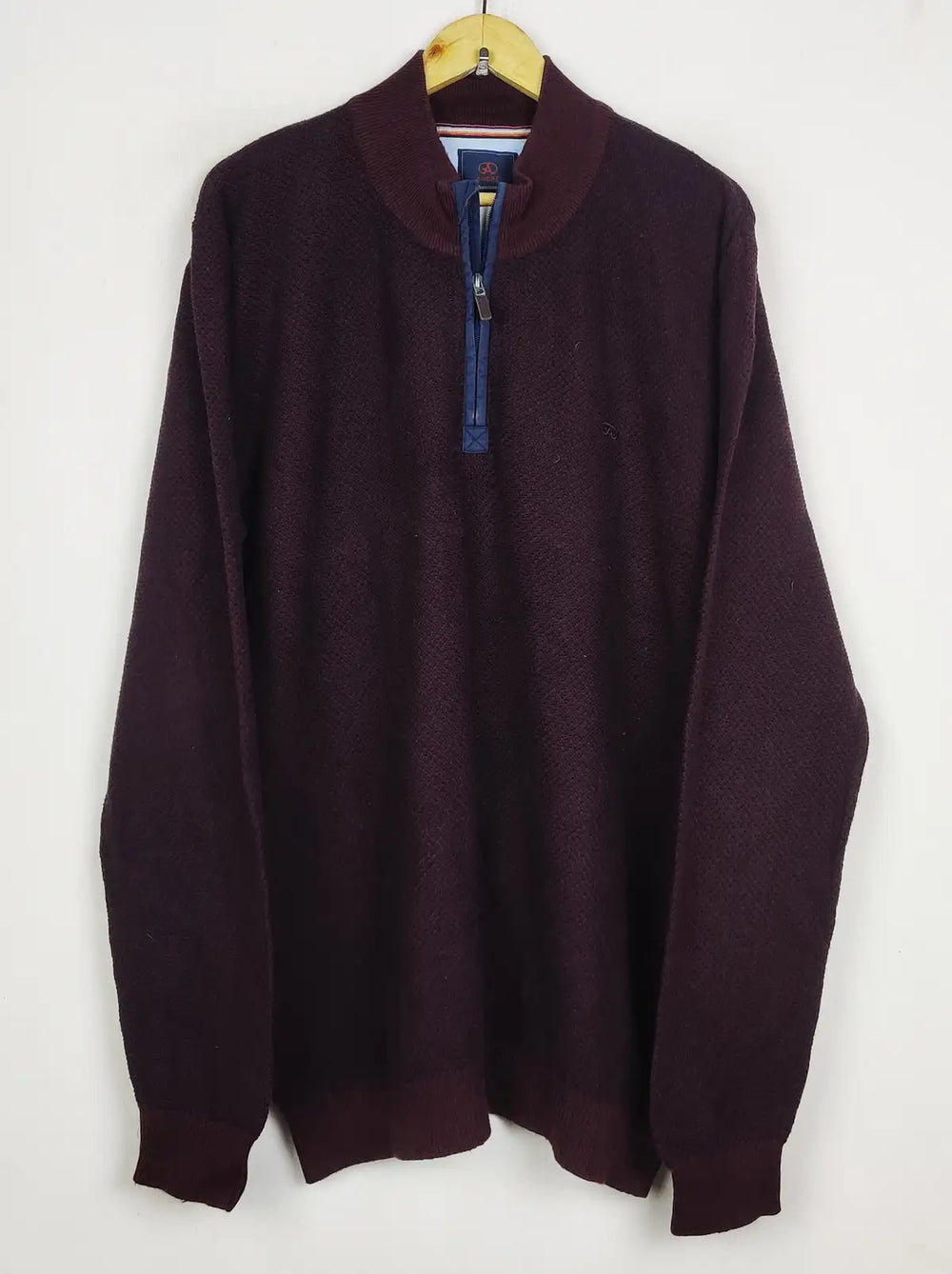 Buy online pre-used pre-loved 100% authentic & Original branded Andre (JS-8514) available in Pakistan. Top international brands avilable.
