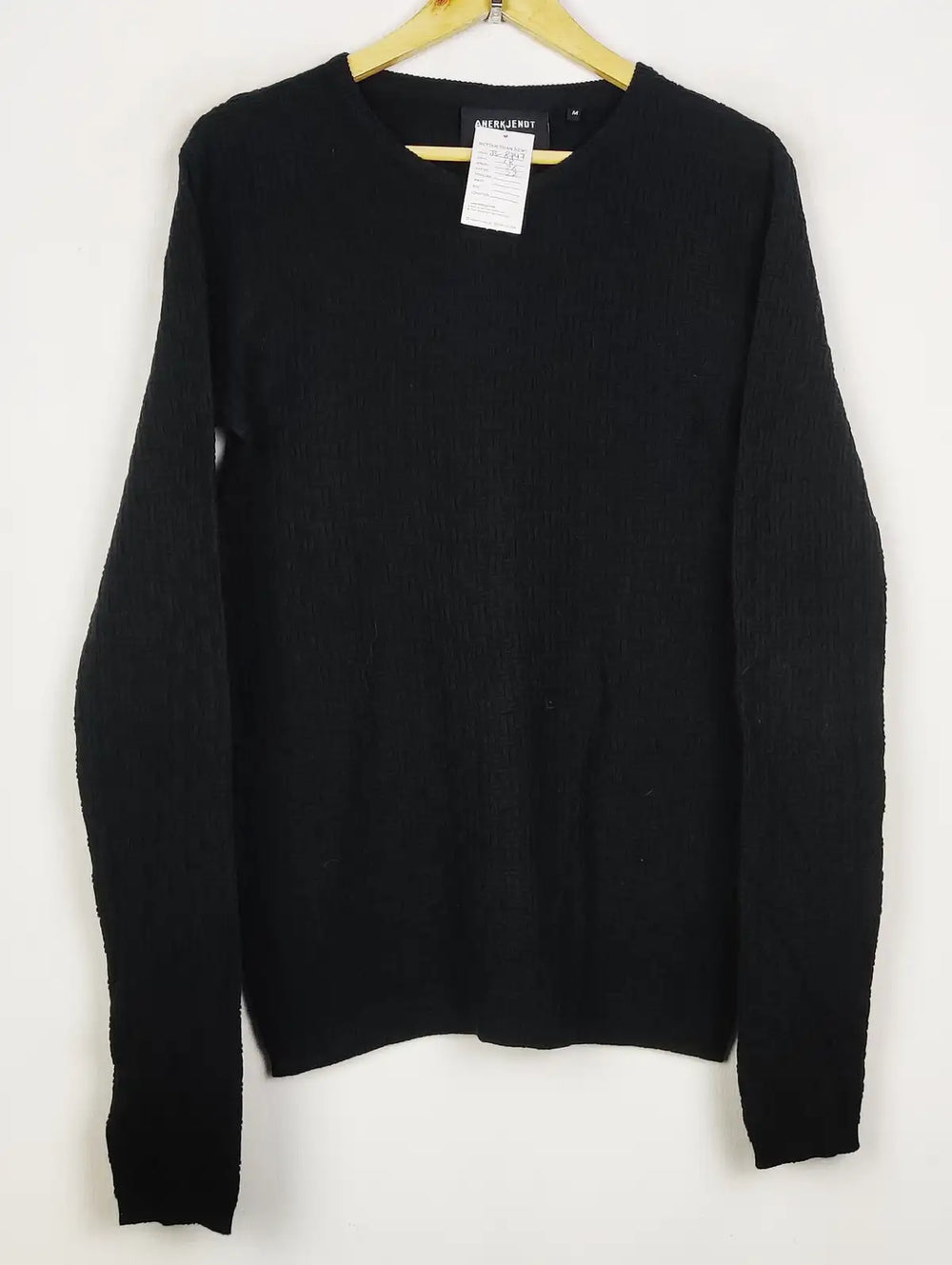 Buy online pre-used pre-loved 100% authentic & Original branded Anerkjendt (JS-8747) available in Pakistan. Top international brands avilable.