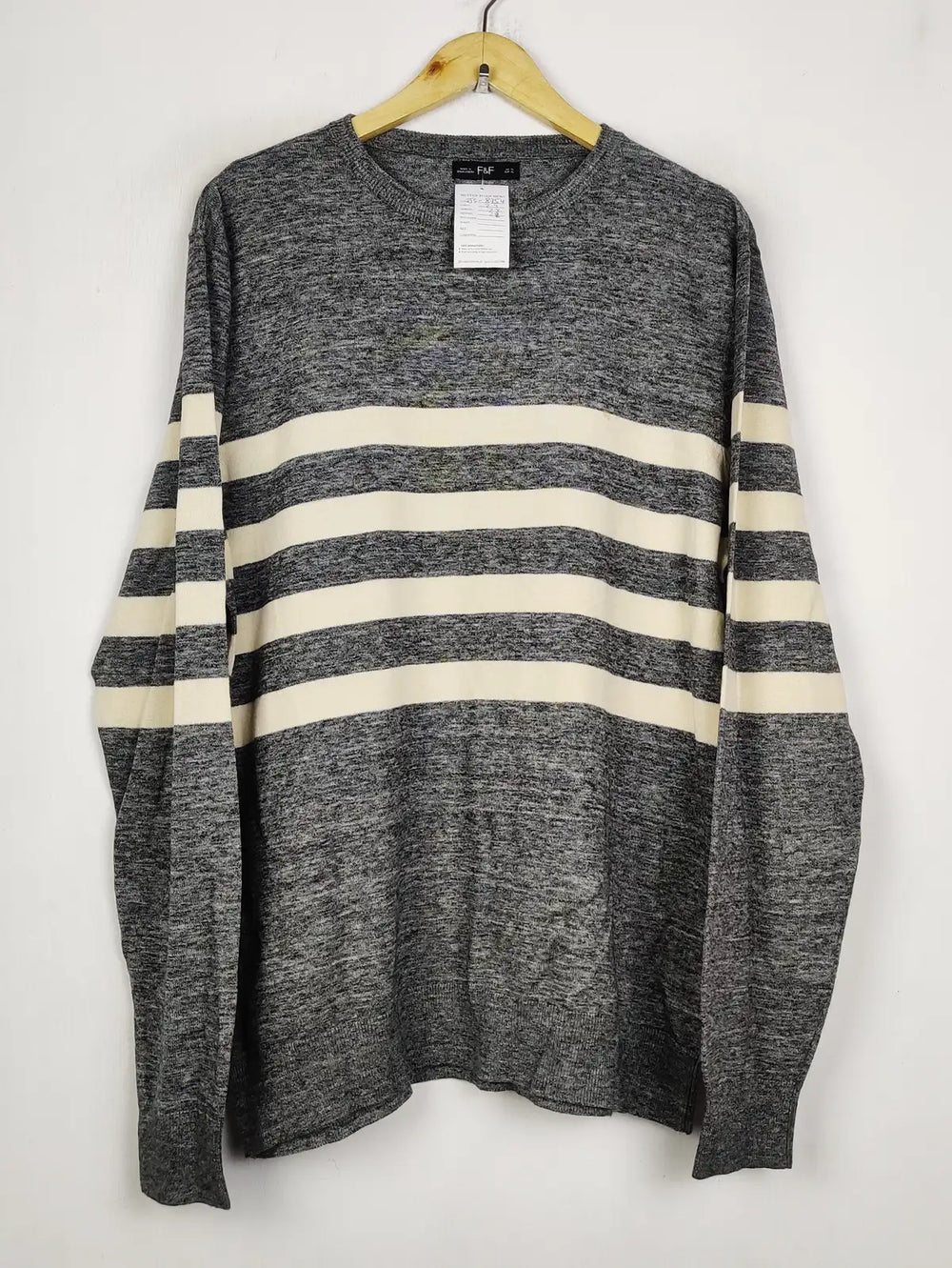 Buy online pre-used pre-loved 100% authentic & Original branded F&F (JS-8754) available in Pakistan. Top international brands avilable.