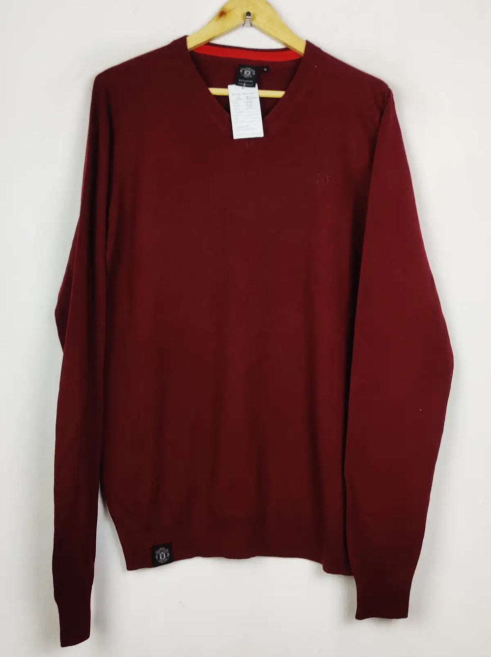 Buy online pre-used pre-loved 100% authentic & Original branded Manchester (JS-8760) available in Pakistan. Top international brands avilable.