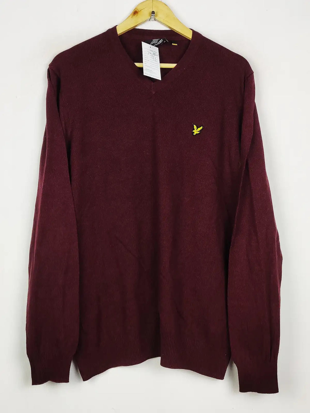 Buy online pre-used pre-loved 100% authentic & Original branded Lyle & Scott (JS-8825) available in Pakistan. Top international brands avilable.