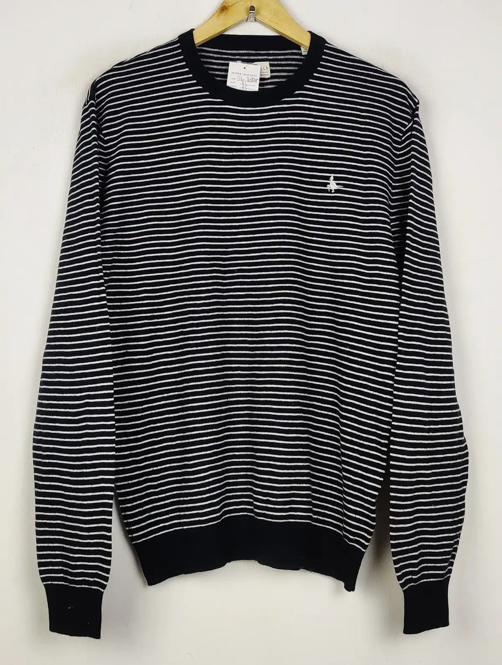 Buy online pre-used pre-loved 100% authentic & Original branded Jack Wills (JS-8828) available in Pakistan. Top international brands avilable.