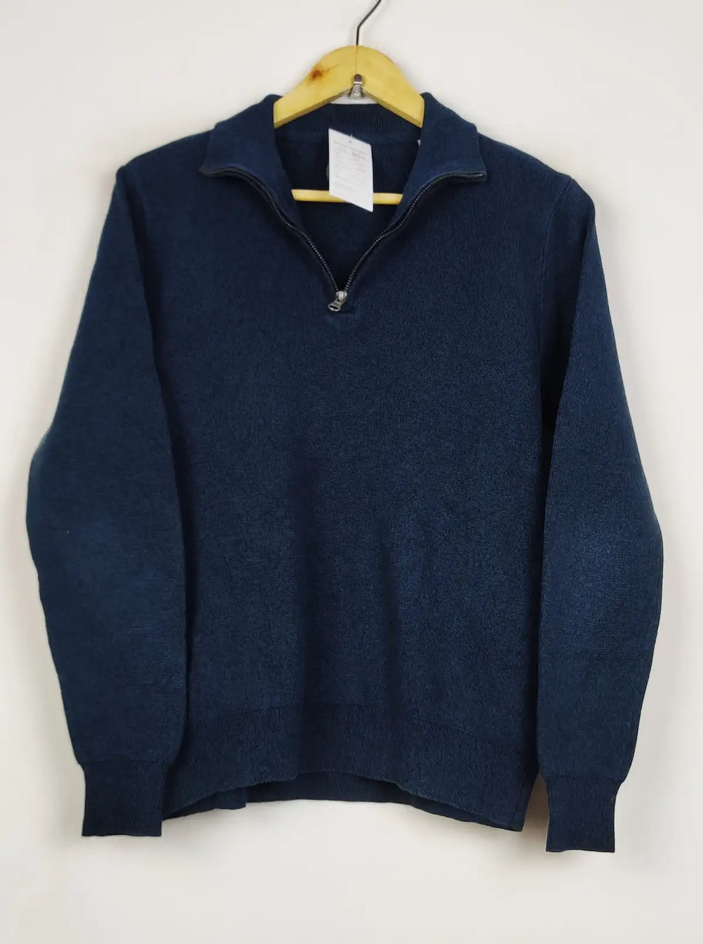 Buy online pre-used pre-loved 100% authentic & Original branded Common People (JS-8864) available in Pakistan. Top international brands avilable.