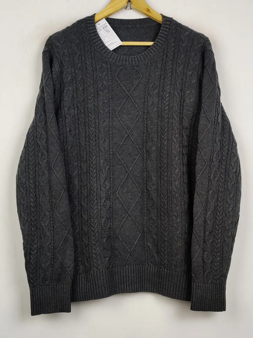 Buy online pre-used pre-loved 100% authentic & Original branded Unknown Brand (JS-8983) available in Pakistan. Top international brands avilable.