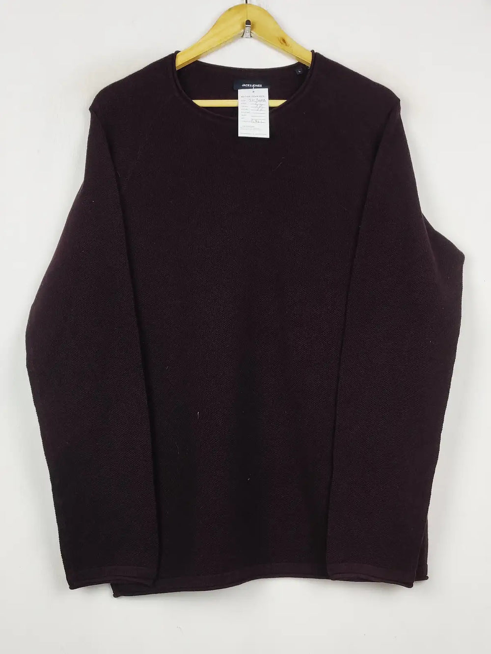 Buy online pre-used pre-loved 100% authentic & Original branded Jack & Jones (JS-9043) available in Pakistan. Top international brands avilable.