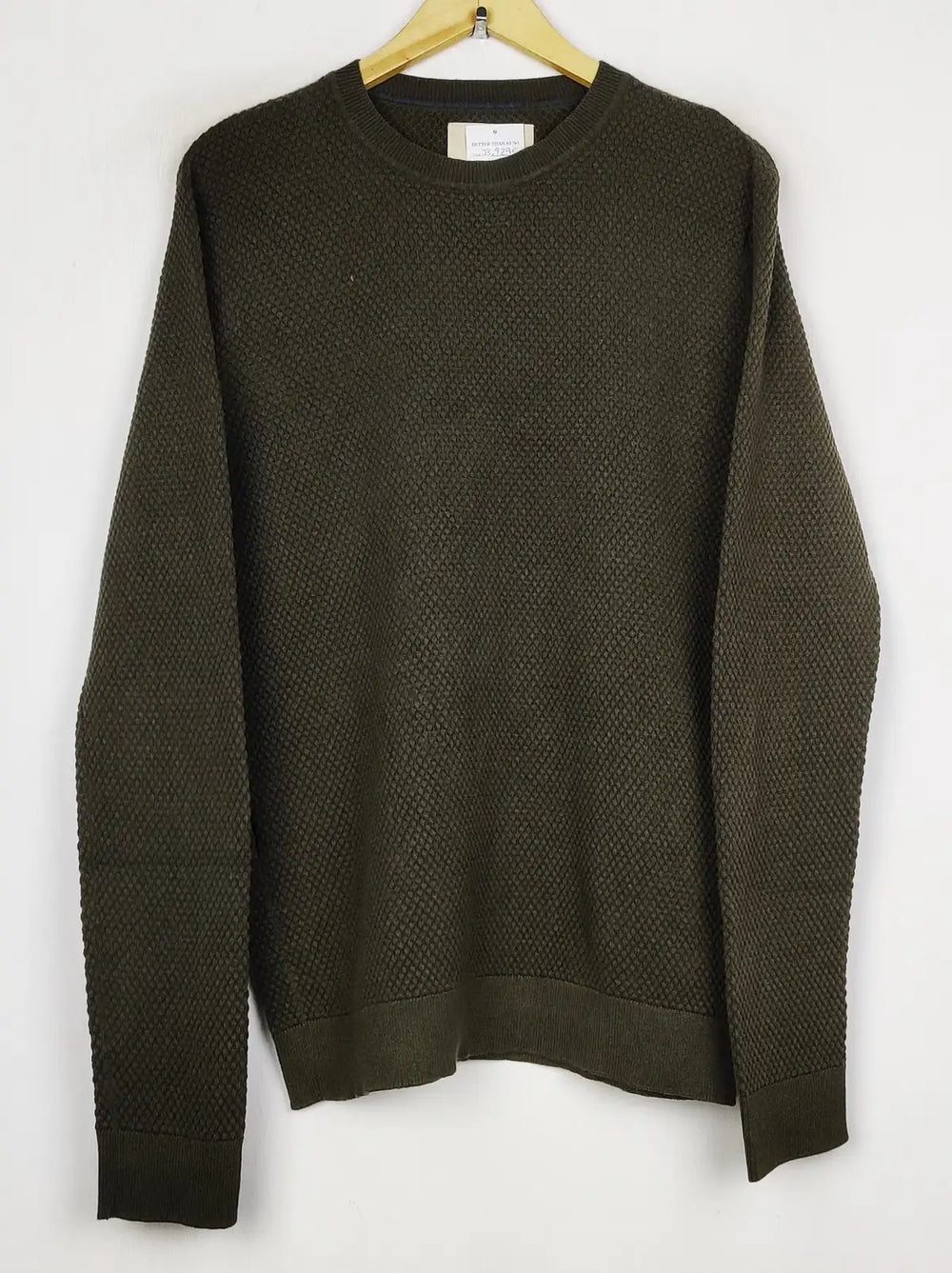 Buy online pre-used pre-loved 100% authentic & Original branded Jack & Jones (JS-9295) available in Pakistan. Top international brands avilable.