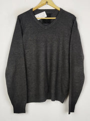 Buy online pre-used pre-loved 100% authentic & Original branded Jack & Jones (JS-9345) available in Pakistan. Top international brands avilable.