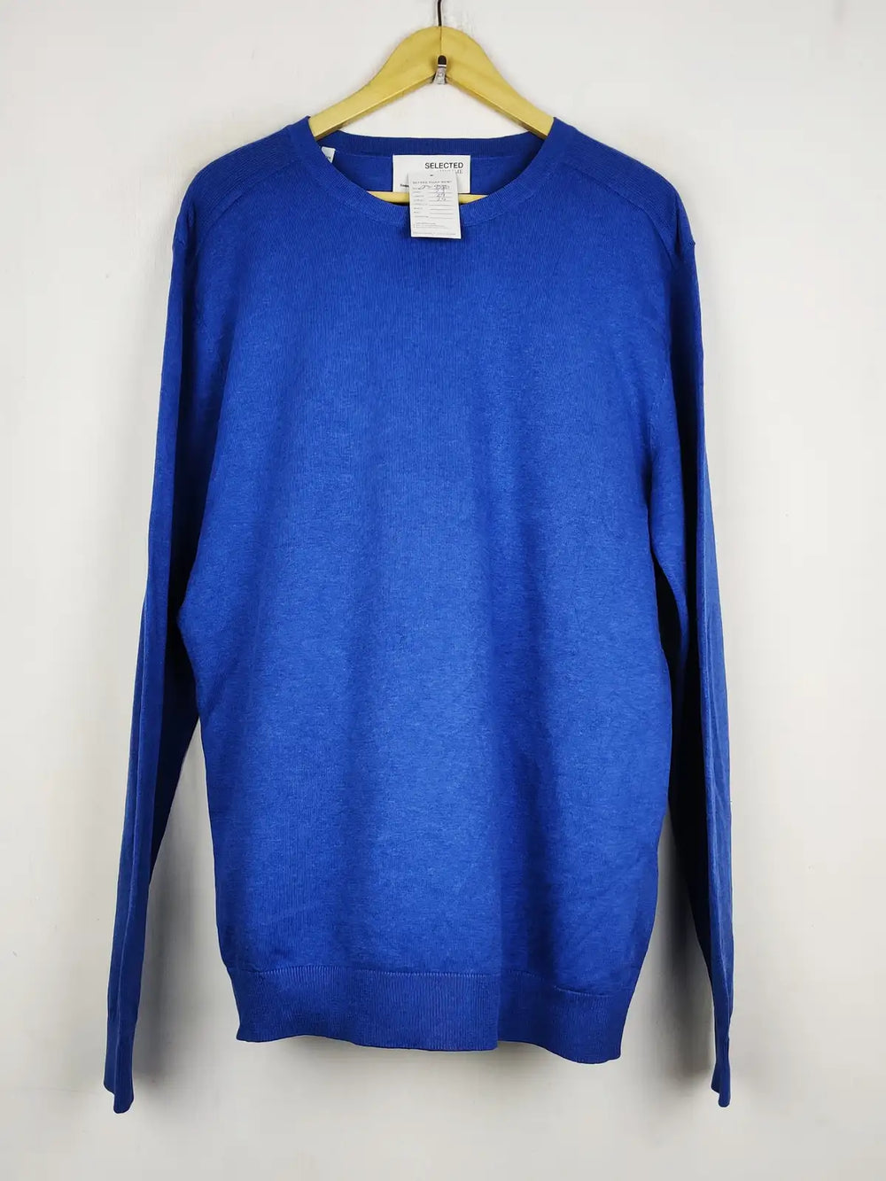 Buy online pre-used pre-loved 100% authentic & Original branded Selected Homme (JS-9580) available in Pakistan. Top international brands avilable.